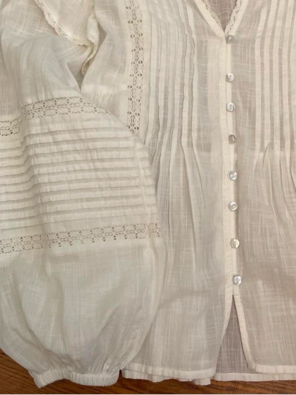 Primark Women's Off White Button-Front Lace-Trim Blouse - Picture 4 of 5